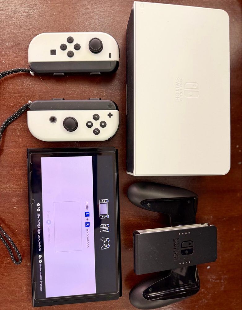 Nintendo Switch OLED Branca