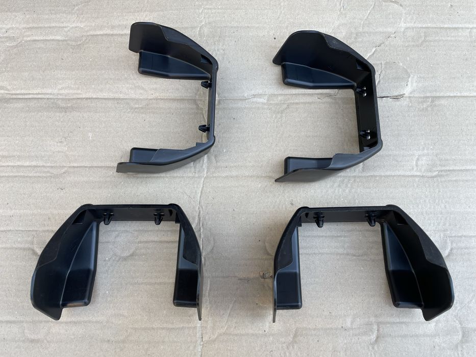 Крышка заднего рычага накладка на VITO-VIANO W 639