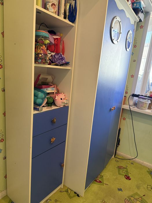 Шафа, пенал, ліжко підліткове