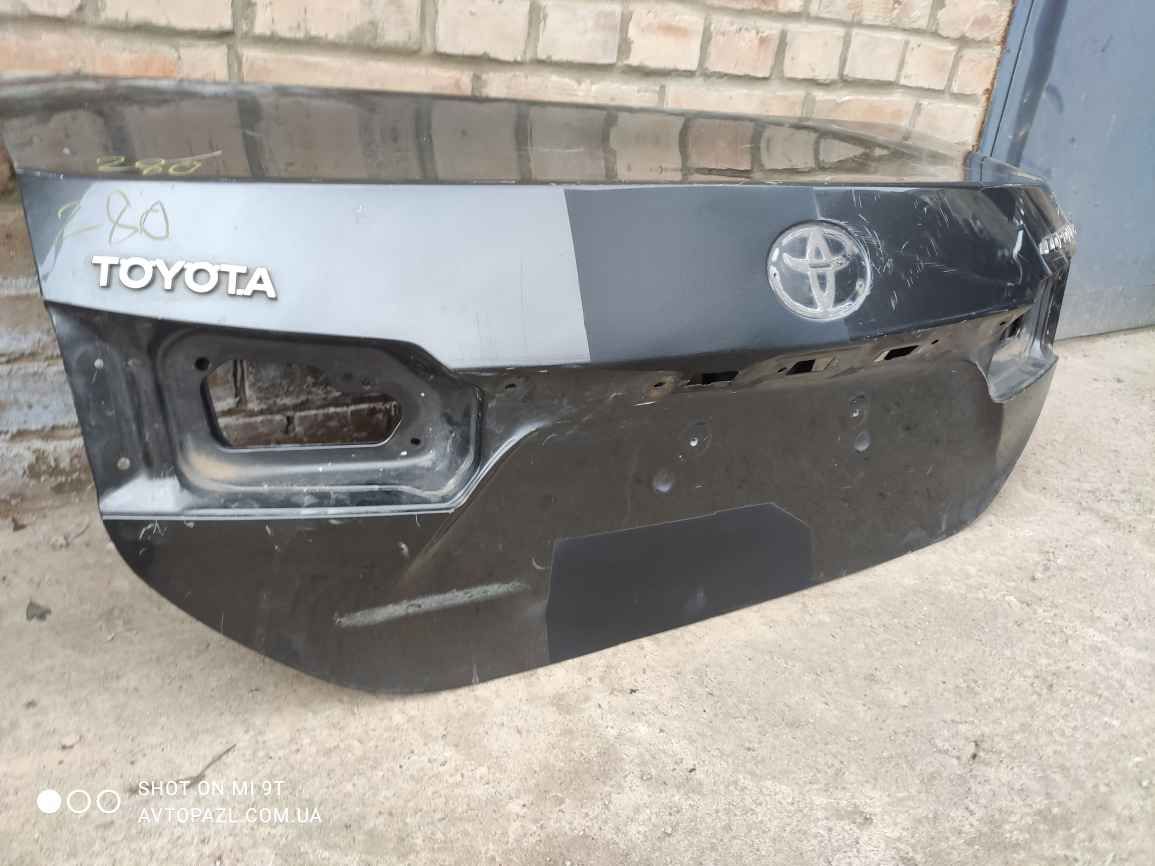 LD0280 Toyota Corolla E180 13-18 Кришка багажника після ремонту 644010