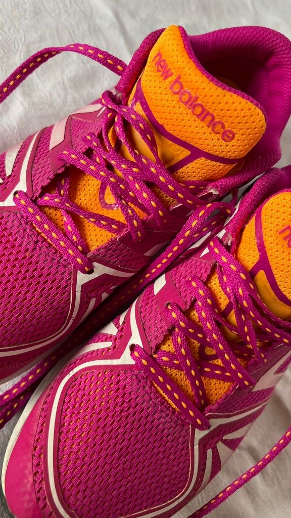 Sapatilhas rosa da New Balance Fresh Foram