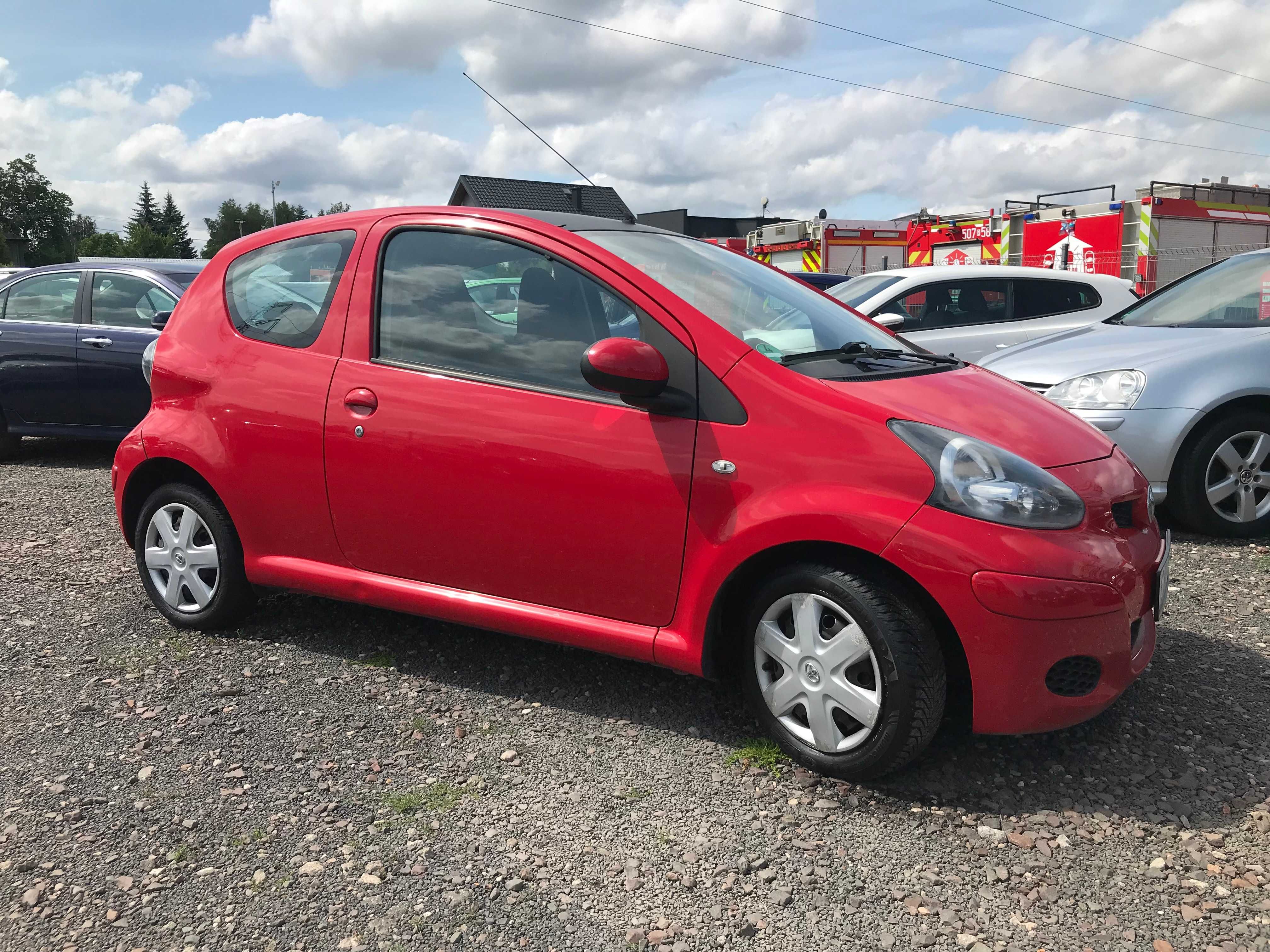 Toyota Aygo 1.0 benzyna 2010 Klima Import z Niemiec tablice Polskie OC