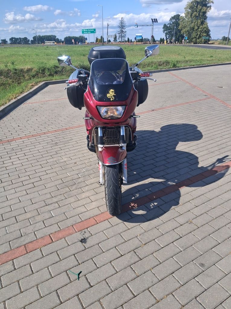 Suzuki bandit 1200s