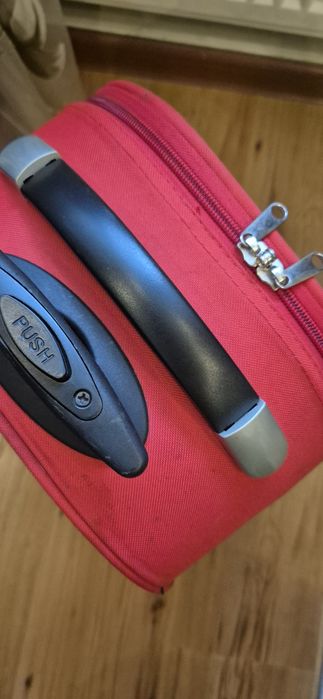 Дитяча валіза на колесах