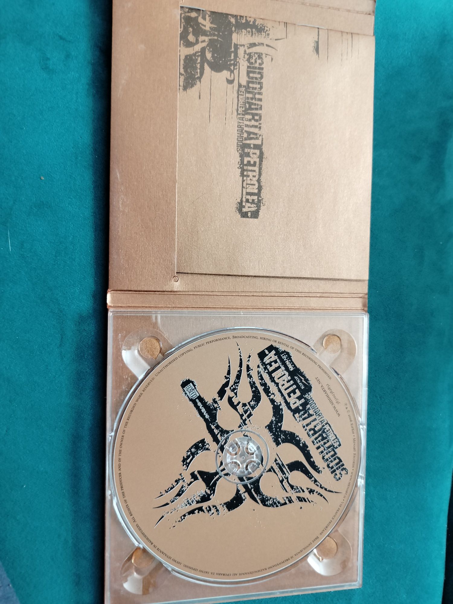Płyta zespołu Siddharta - Petrolea