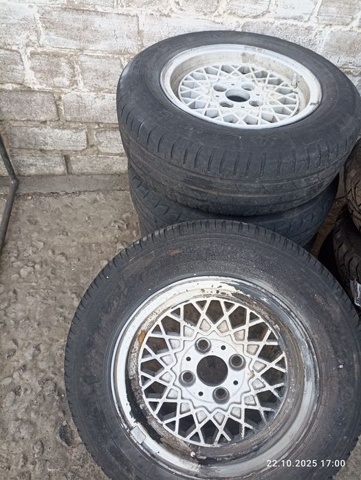 Продам титан на 13р под перекрас ціна за комплекти