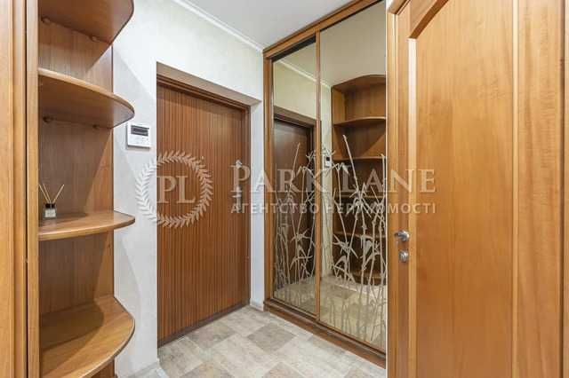 Продаж 3-х.кімнатної 105м. просп. Бажана,16 Євроремонт Меблі