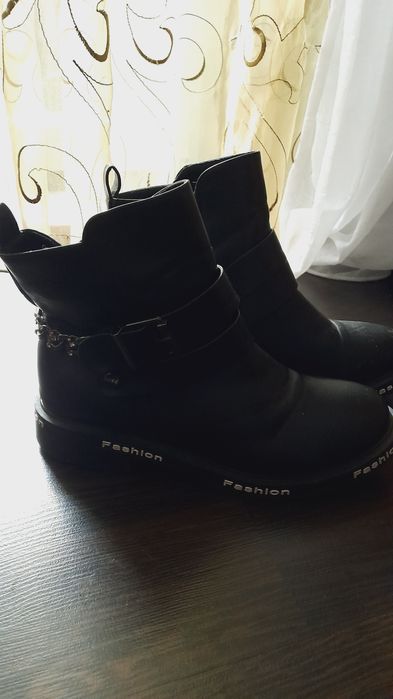 Полусапожки детские. Размер 36