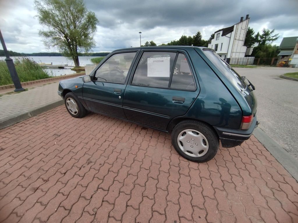 Peugot 205 automat