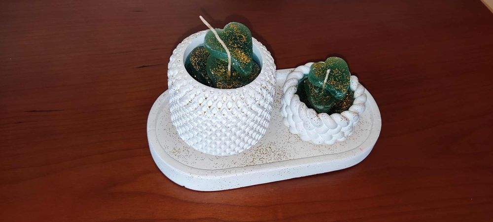Conjunto de gesso e velas artesanais