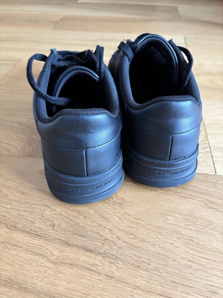 Tommy Hilfiger Sneakersy Supercup buty rozm 42