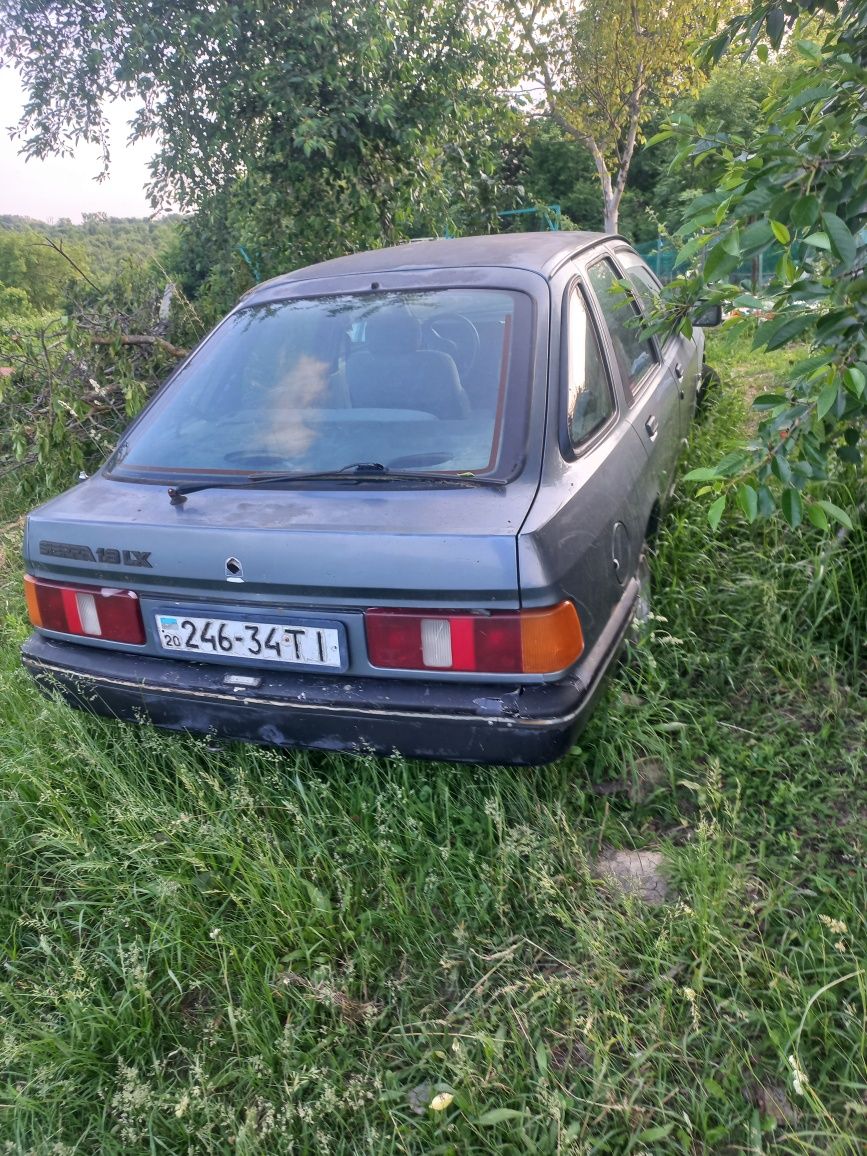 Продам Ford Sierra 1.9