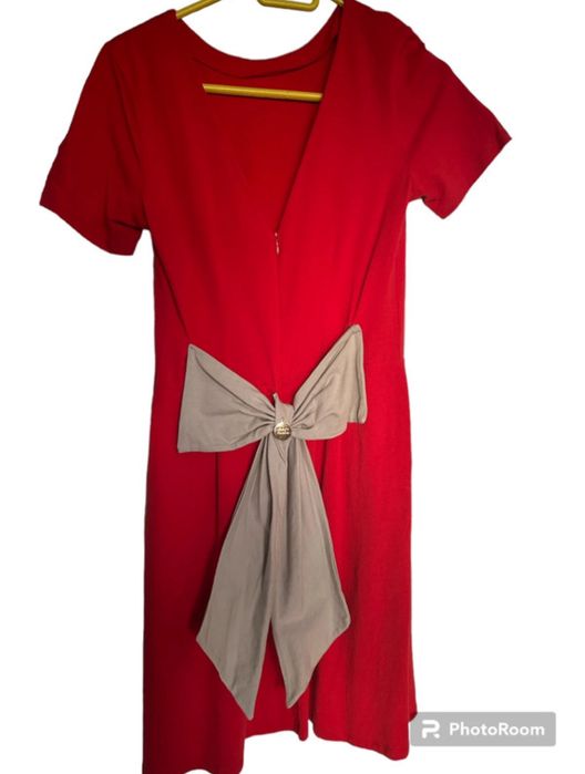 Czerwona sukienka wyjściowa, na komunię.