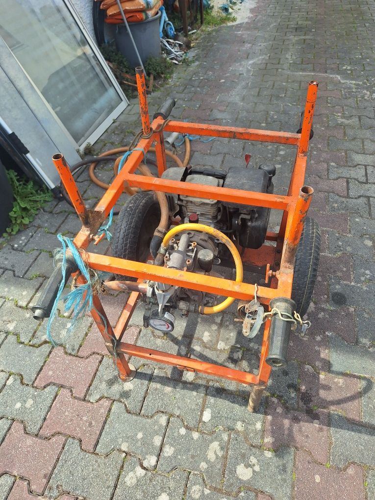 Auto bomba honda