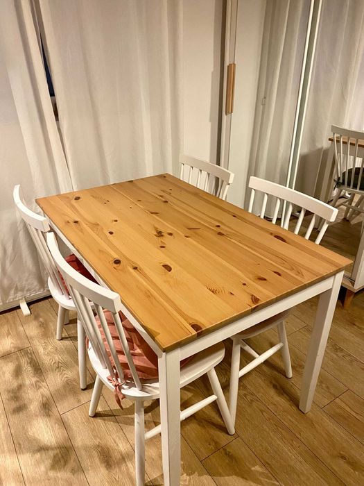 Stół IKEA + 4 krzesła