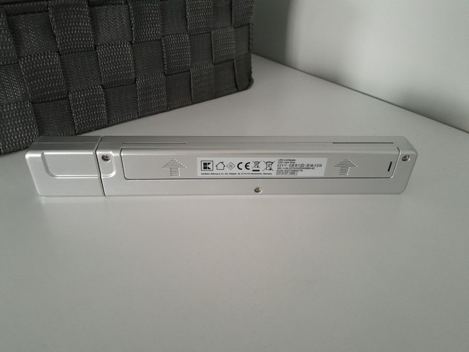 Lampka LED z czujnikiem ruchu. Wysyłka.