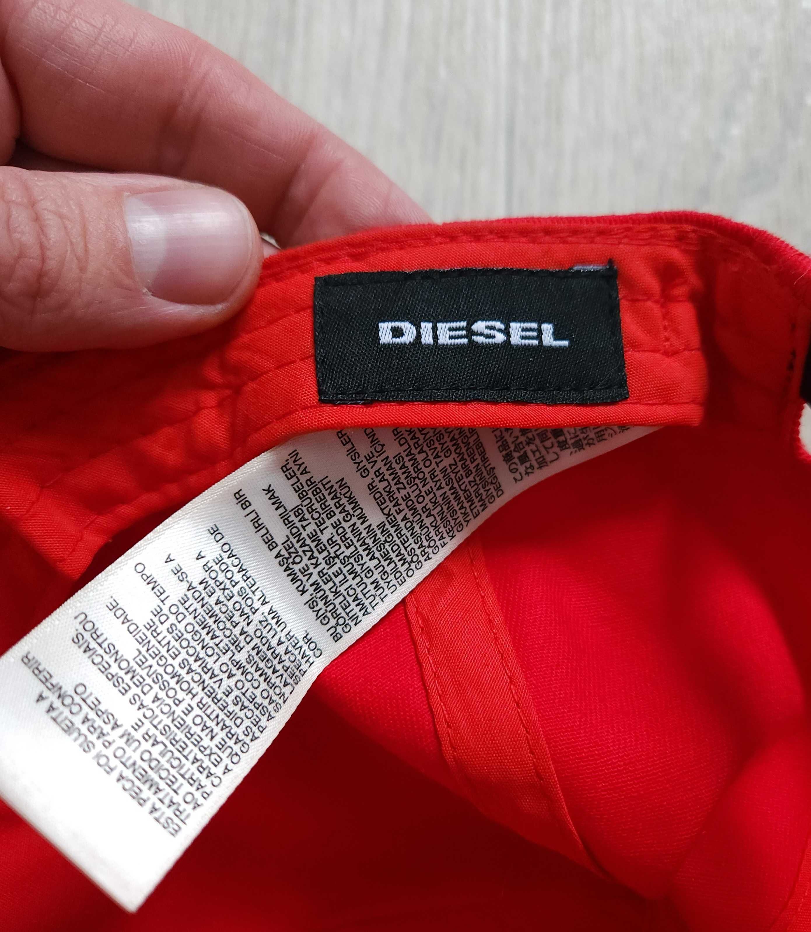 Diesel бейсболка