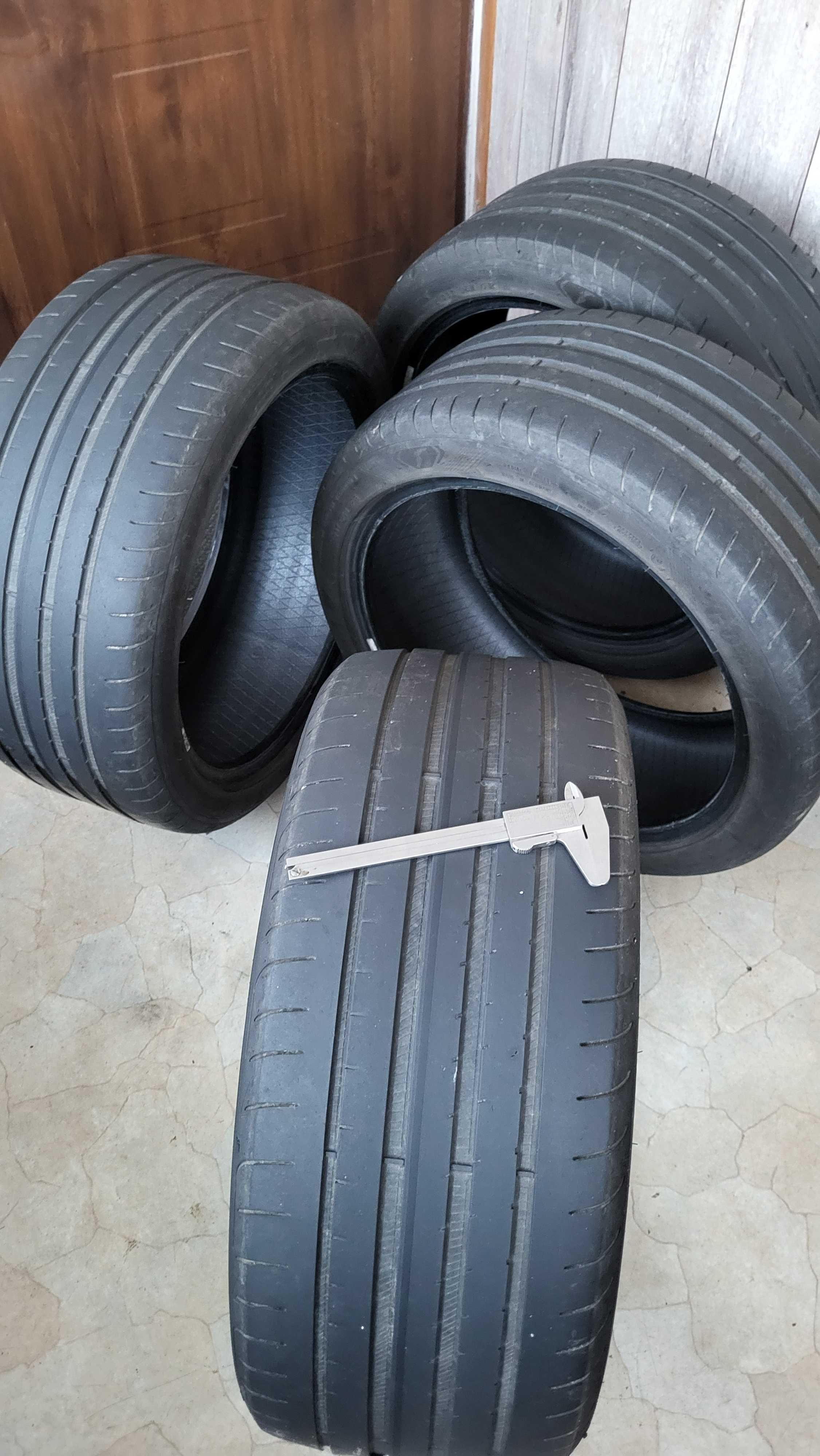Goodyear Eagle F1 Asymmetric 5  - Opony  255/40/R19 4 szt.