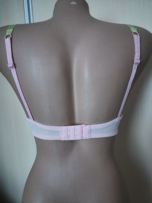 Гарний бюстгальтер 32A 34B 34C 36C