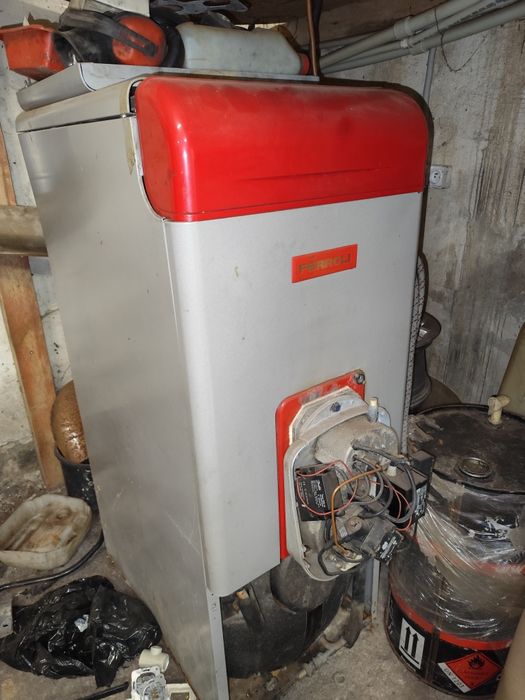 Piec na olej opałowy ferroli