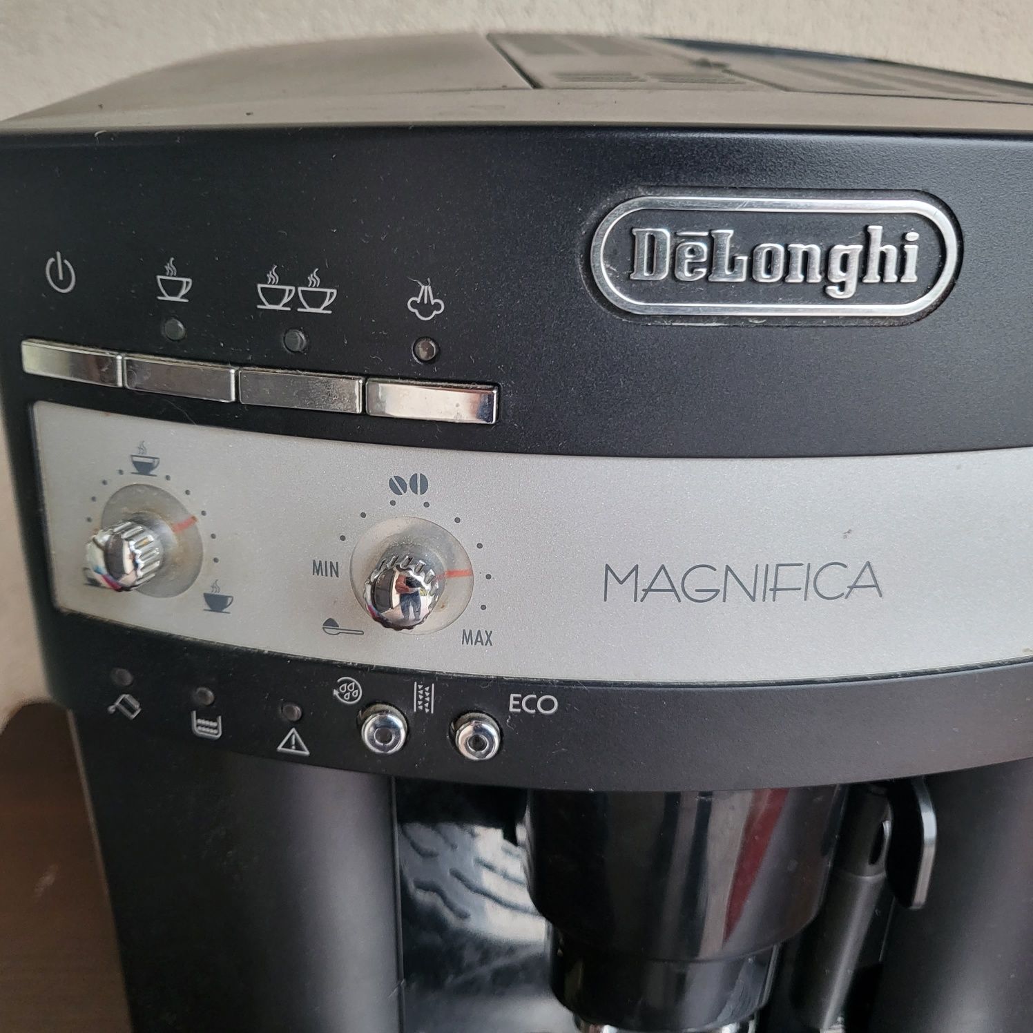 DeLonghi Magnifica ESAM 3000.B