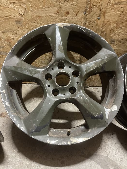 Продам тітани 17 r