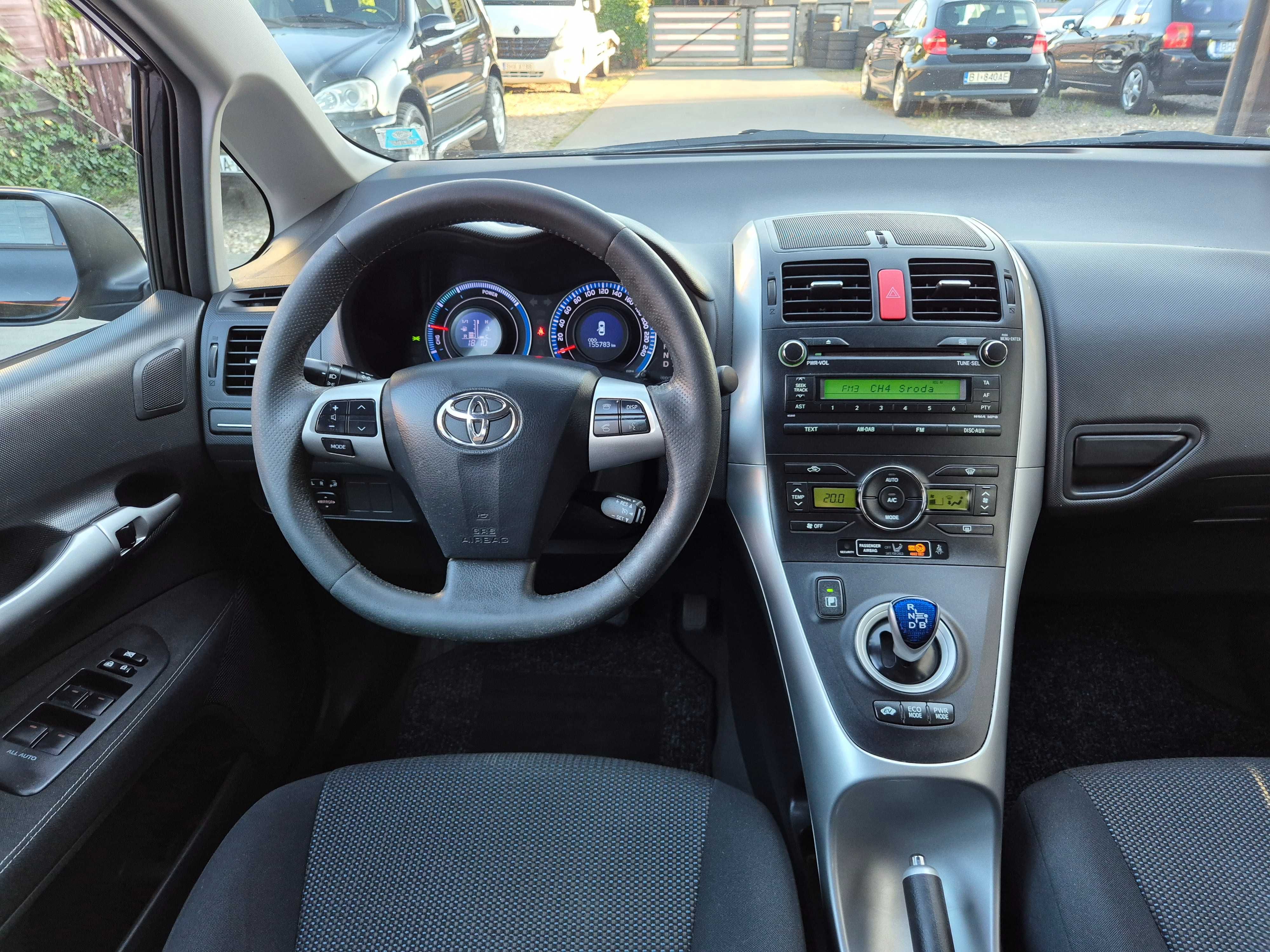 Toyota Auris Hybryda Automat Kamera Clima Nowe Opony Czarna Zadbana **