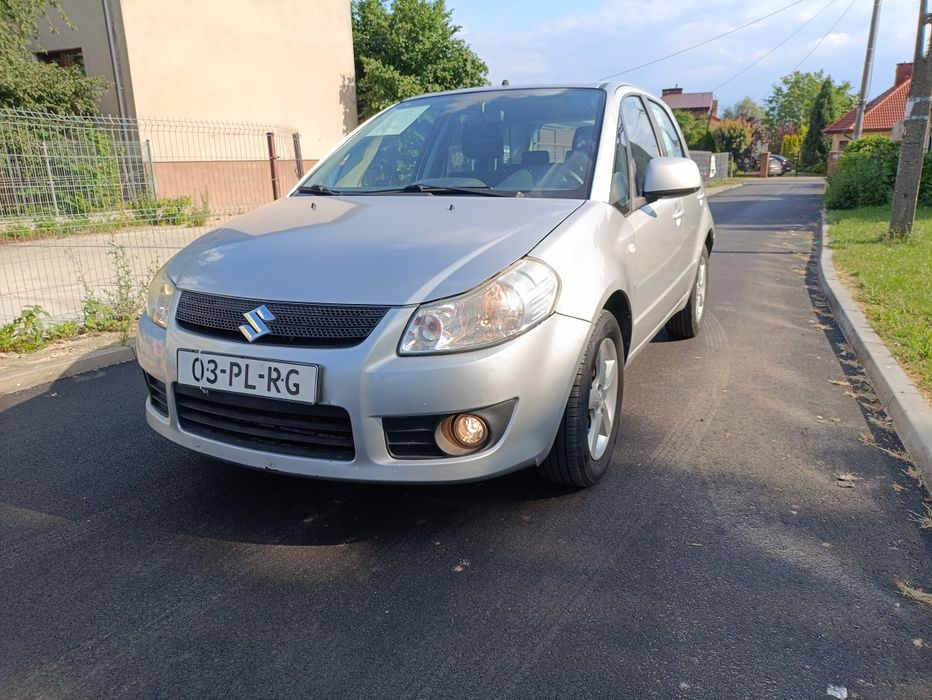Okazja Suzuki SX4 1,6 benzyna zarejestrowany