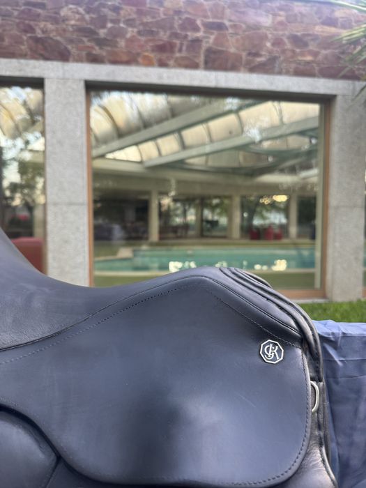 Sela de Ensino Kieffer Wien DL Profissionell 17”/17.5”