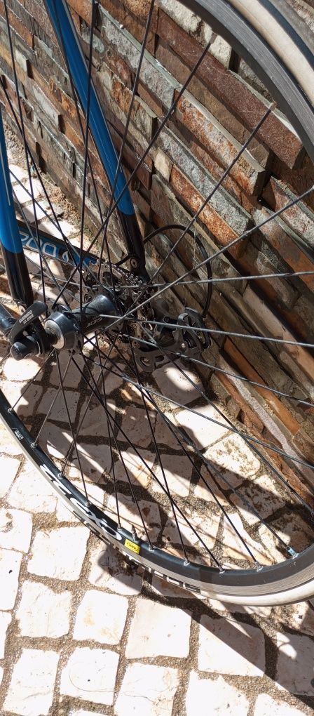 Bicicleta de ciclismo - Beone (Pearl T700)