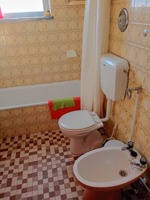 Alugo quarto NET tudo incluído 200 euros castelo branco