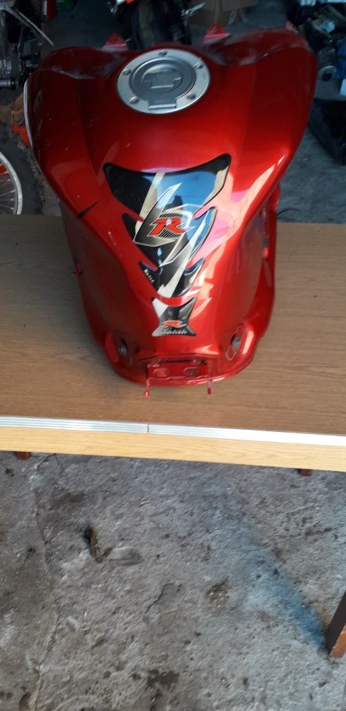 Yamaha r1 rn 12 bak zbiornik
