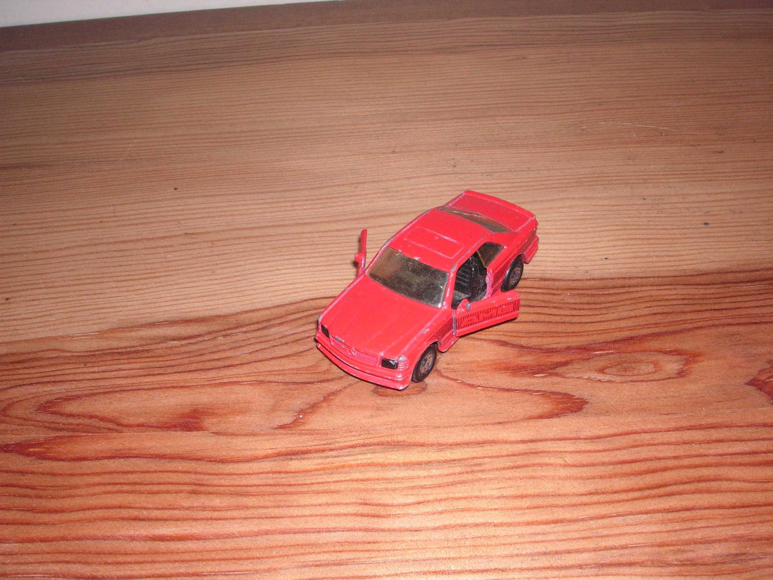 Carros Miniatura Matchbox, Hot Wheels e Poliguri ( Táxi )