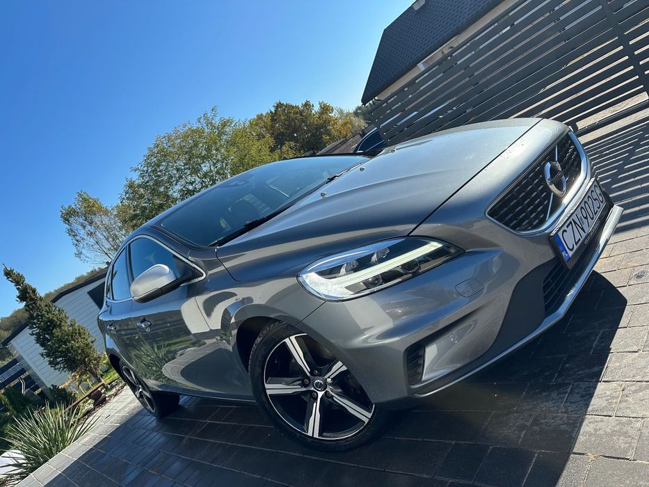 Volvo V40 2.0T4 190 Koni/R-Design/LIFT/Skóry/Kamera/Serwis
