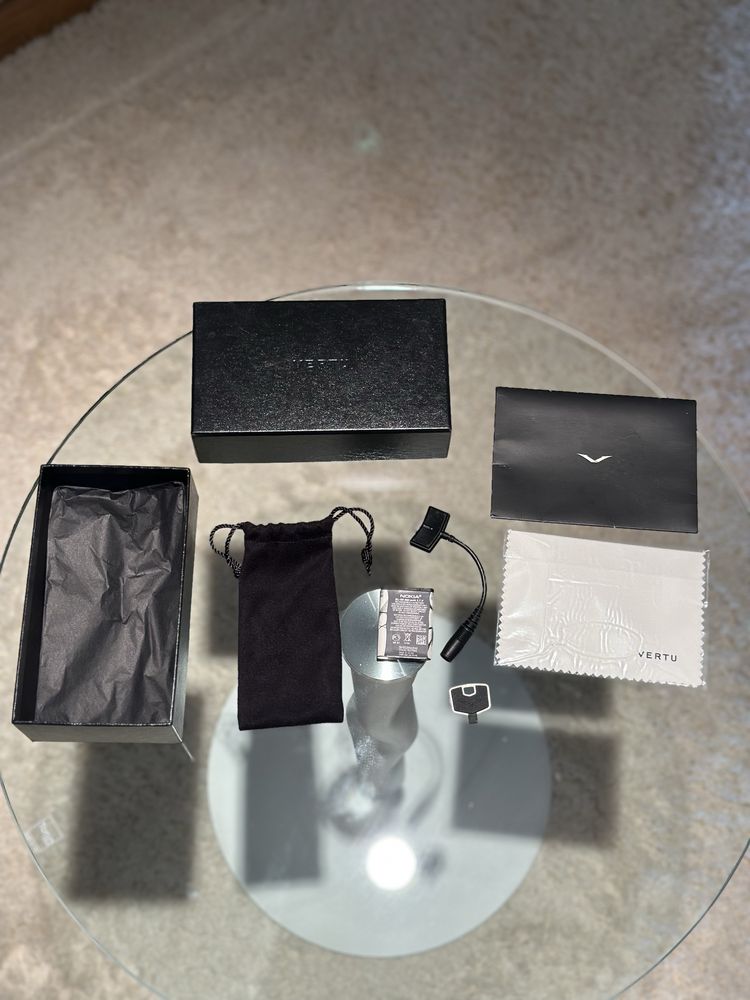 Vertu Constellation