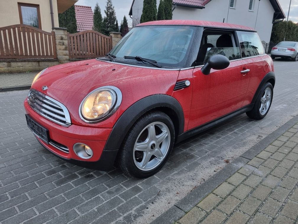 MINI  COOPER ONE 1,6 z niemiec lift 2010