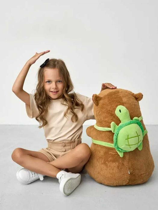 Мягкая игрушка подушка Капибара с рюкзачком Черепашкой на спине 50см