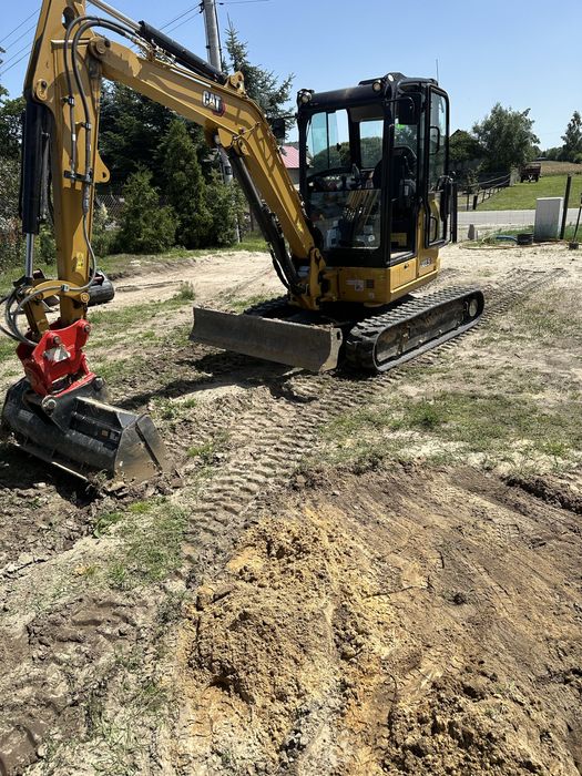 Usługi koparkoładowarką, minikoparką i wywrotką. Tylko z operatorem.