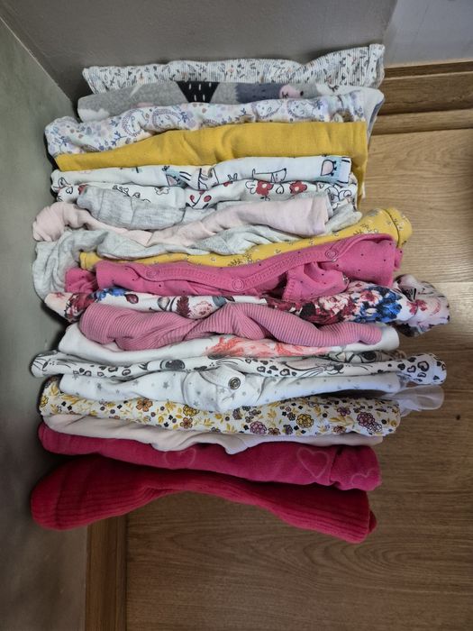 Spioszki dziewczece rozmiar 74/80