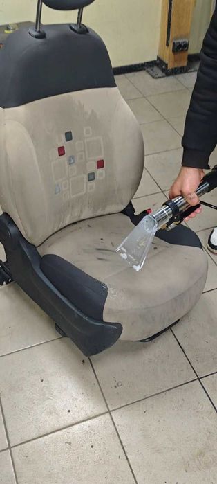 Хімчистка салону авто