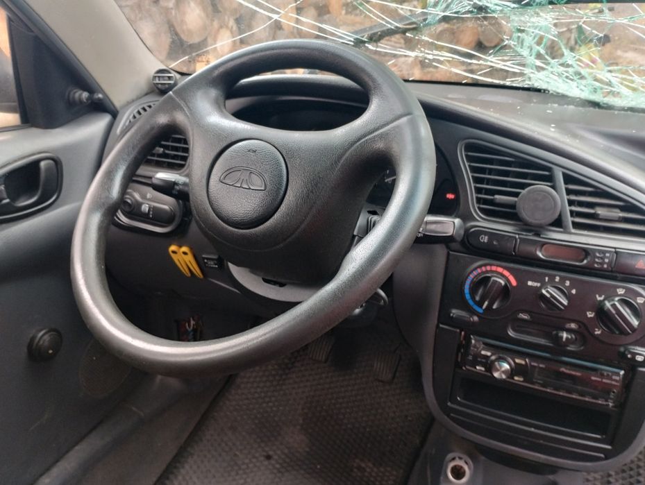 Автомобіль DAEWOO Lanos