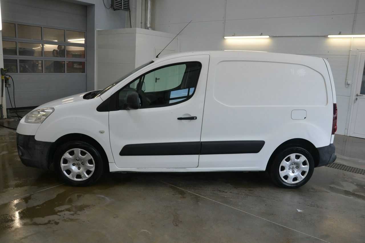 Peugeot Partner  1,6 hdi 90 ps* niskie spalanie * klimatyzacja * ICDauto