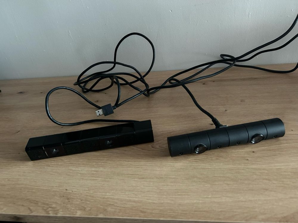 Sprzedam Playstation 4 z dodatkami