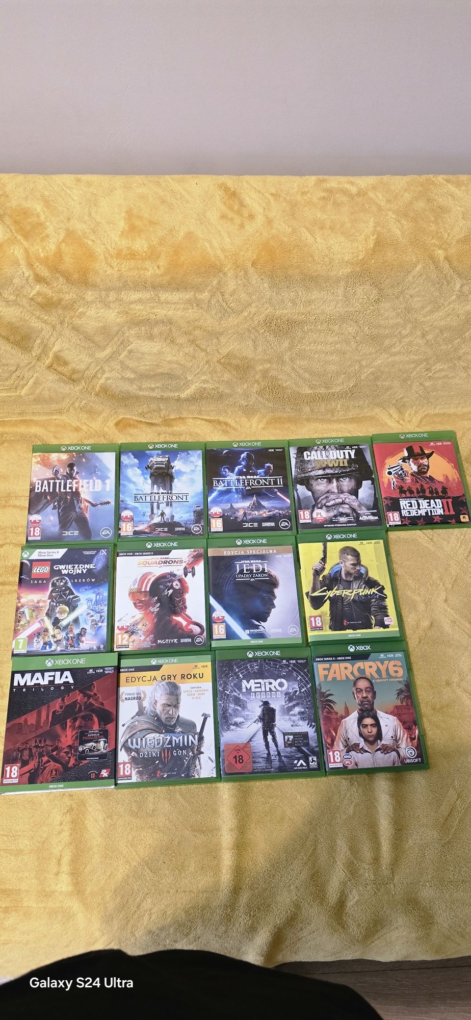 Sprzedam konsolę Xbox One.