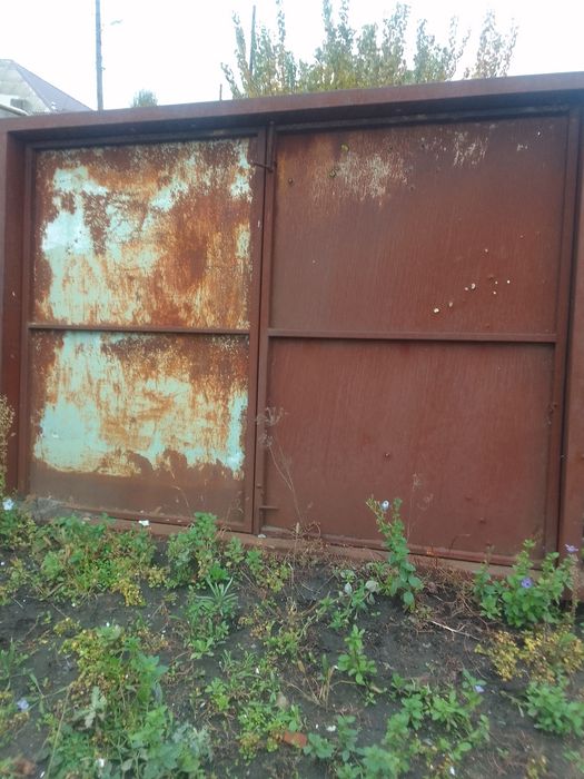 Продам ворота для гаража