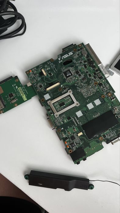 Płyta główna matryca zasilacz ASUS BTC 202 B - sprawna