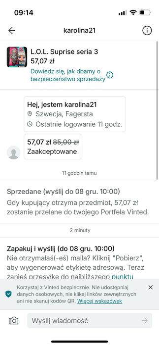 Szafka z witryną w kolorze białym