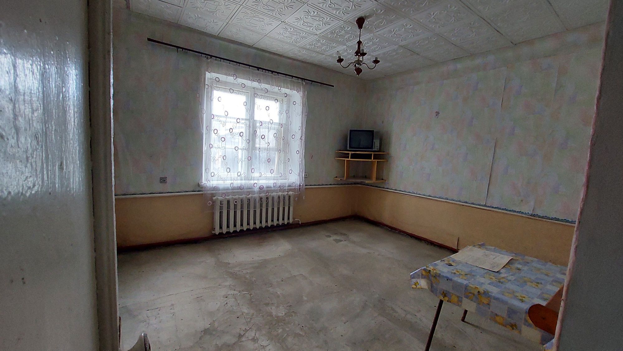 Продам 2-кімнатну квартиру. Вул.Беделя,9. с.Серебрія.