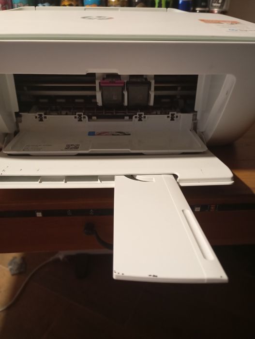 Impressora HP DeskJet 2722e –
