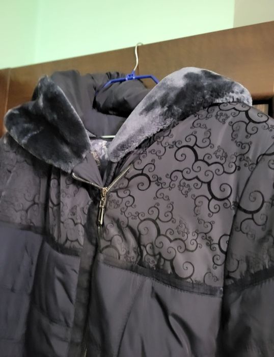Зимова жіноча куртка великого розміру